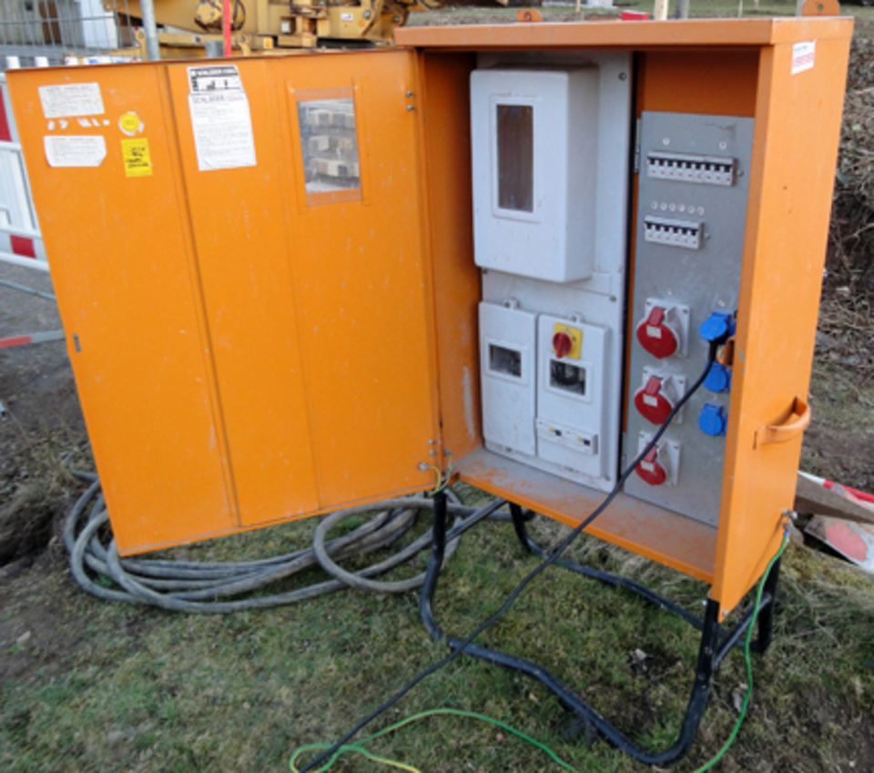 Baustromkasten bei Elektro & Steuerungstechnik Stichlmeyr in Pasenbach/Vierkirchen